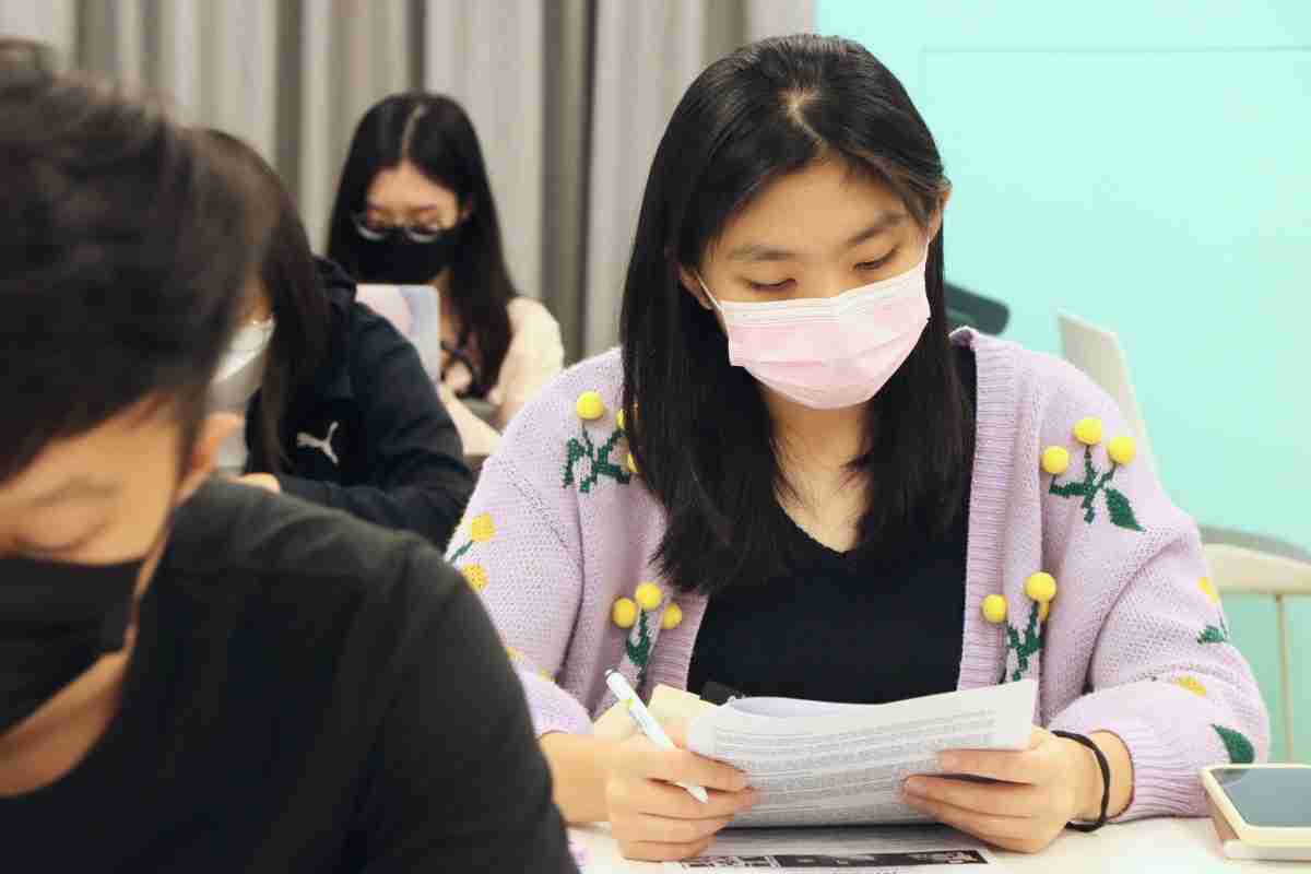 Students in class for O level English tuition
